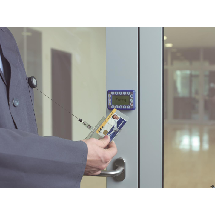 Identyfikator do kart 54x85mm (10szt) z mechanizmem przezroczyste 801219 DURABLE (X)