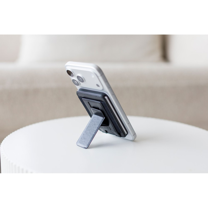 Etui na karty kredytowe BrandCharger Wally Stand Pro